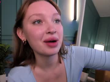 webcam girl dinablush live cam image #5261331