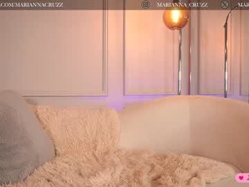 webcam girl mariannacruzz live cam image #7729396