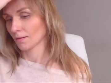 webcam girl lady_ada live cam image #1274098