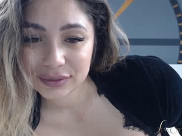 webcam girl sexycreolyta4u live cam image #1725161