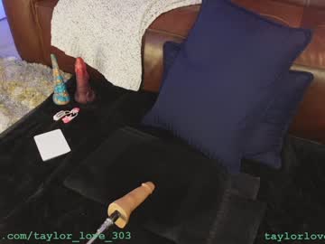 webcam girl taylor_love_303 live cam image #7754400