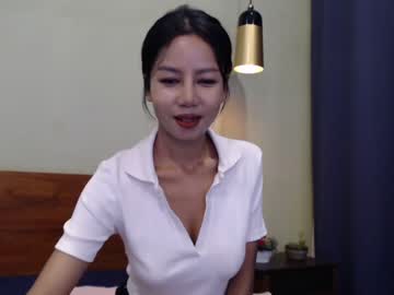 webcam girl hersheys_aran live cam image #4793455