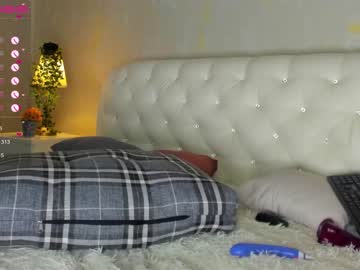 webcam girl ruby_lynx live cam image #4483100