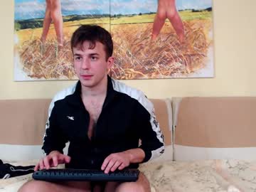 webcam man christian_baker live cam image #236488
