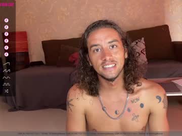 webcam man makingmoans live cam image #5238653