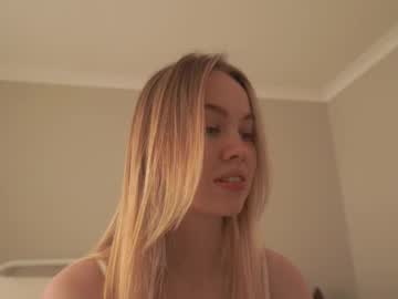 webcam girl bibi_it_is live cam image #12187764