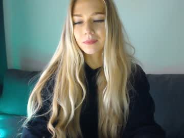 webcam girl pervyblonde live cam image #1751633