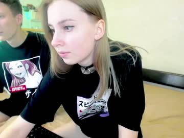 webcam couple williamandmia live cam image #4105467