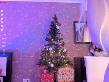 webcam girl yolandabertha live cam image #4734952