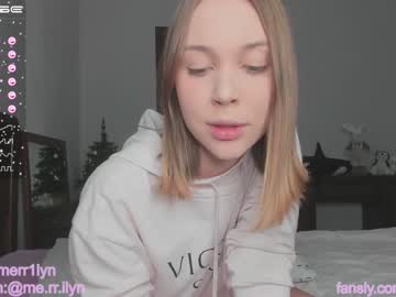 webcam girl merrilyn live cam image #4756521