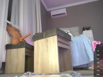 webcam girl queenelia live cam image #9992900