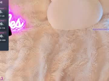 webcam girl uwuxo live cam image #12704981