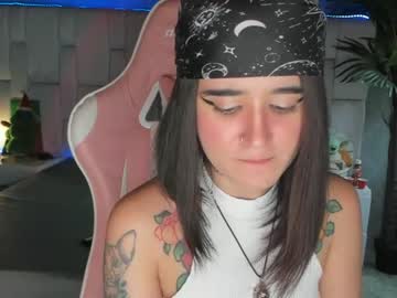 webcam girl sugar_troubl3 live cam image #1323138