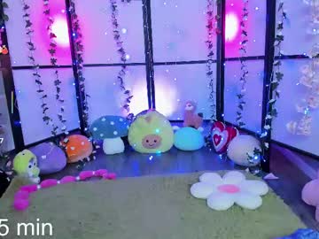 webcam girl milkycute live cam image #12030245