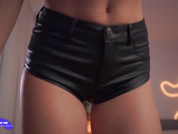 webcam girl emma_land live cam image #9129310
