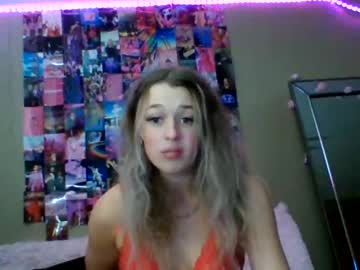 webcam girl carlydrake live cam image #2792876