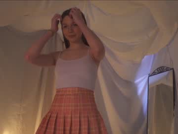 webcam girl kateuwugirl live cam image #8270313