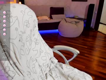 webcam girl sweetteets24 live cam image #10860362