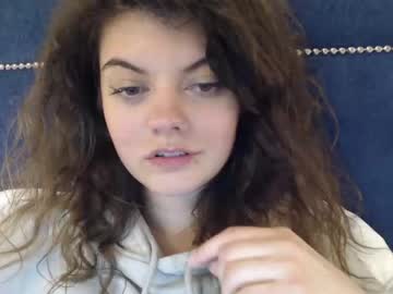 webcam girl ocean_eyess_ live cam image #2060888