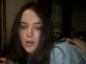 webcam girl lovebug9002 live cam image #274825