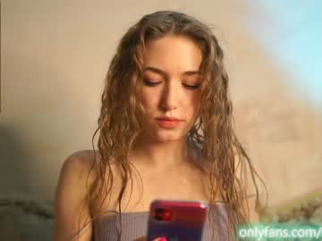 webcam girl _taylor_swift live cam image #713292