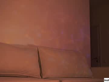 webcam girl shiningstarrr live cam image #11779893