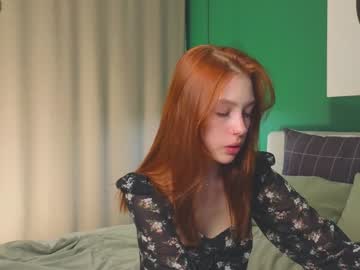 webcam girl shirleywhitney live cam image #8870053