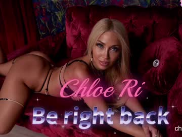 webcam girl chloe_ri live cam image #10159032