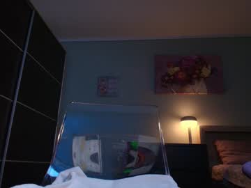 webcam girl kairafantasy live cam image #11064535
