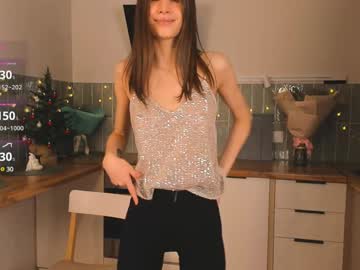 webcam girl maxinefoulkes live cam image #11456075