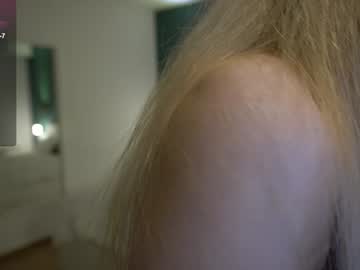 webcam girl blue_energy_ live cam image #10689630