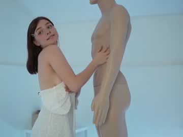 webcam girl floret_joy live cam image #7687985