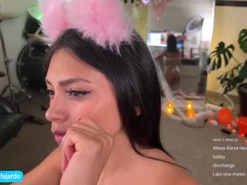 webcam girl sweet_littleee live cam image #10715957
