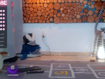 webcam girl careful_i_bite live cam image #6500240