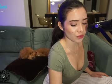 webcam girl soifiee live cam image #2236330