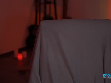 webcam girl tiffanyriox live cam image #6638183