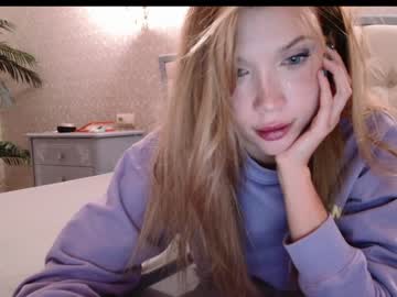 webcam girl bitter_moon live cam image #5865910