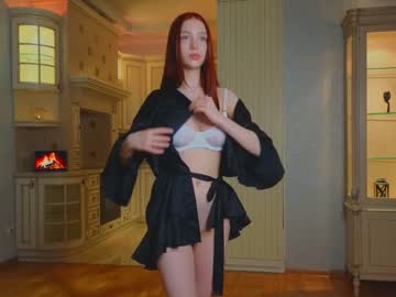webcam girl shirleywhitney live cam image #8607349