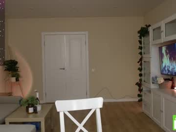 webcam girl artiprincess live cam image #11816289