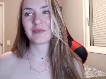 webcam girl naughty_popa live cam image #10390686