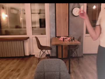 webcam girl bitter_moon live cam image #7949266