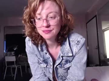 webcam girl pretendlunch live cam image #1861818