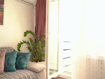 webcam girl sweety_rinushka_ live cam image #9530012