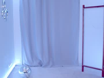 webcam girl silent_chill live cam image #7053824
