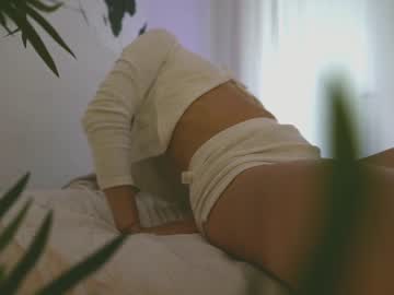 webcam girl olaya_del_mar live cam image #1902601