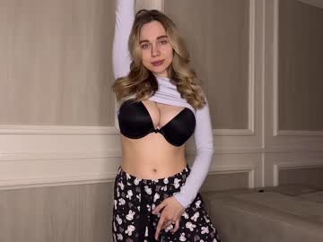 webcam girl tatti_1 live cam image #5416731