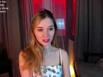 webcam girl milablush live cam image #4832963