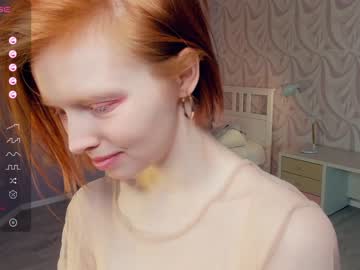 webcam girl gingers_hugs live cam image #8166169