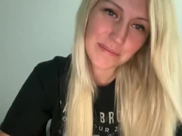 webcam girl smexxii93 live cam image #12830407