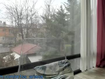 webcam girl m1ss_ariana live cam image #11414529